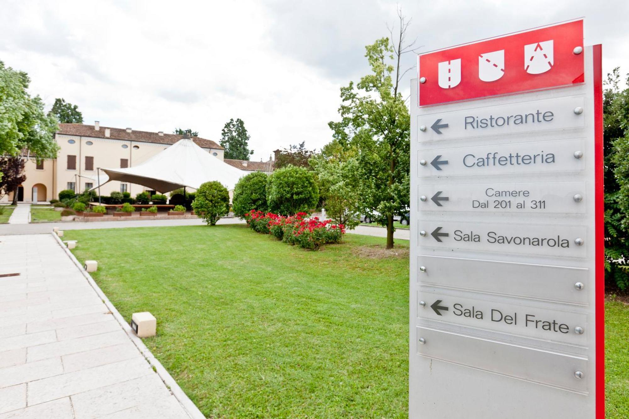 Una Hotels Occhiobello Exterior photo